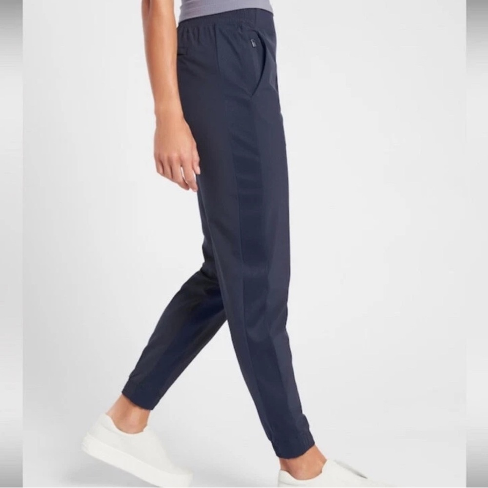 Athleta Brooklyn Joggers:Navy